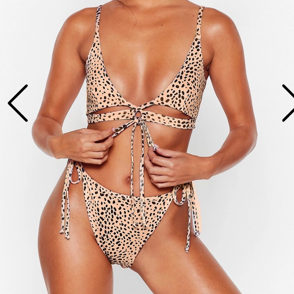 Nasty Gal Lets Go To The Beach Bikini size 4 NWT